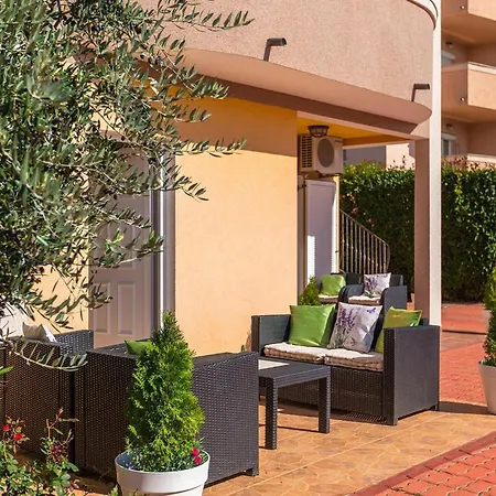 Apartment Beautiful In With Wifi *